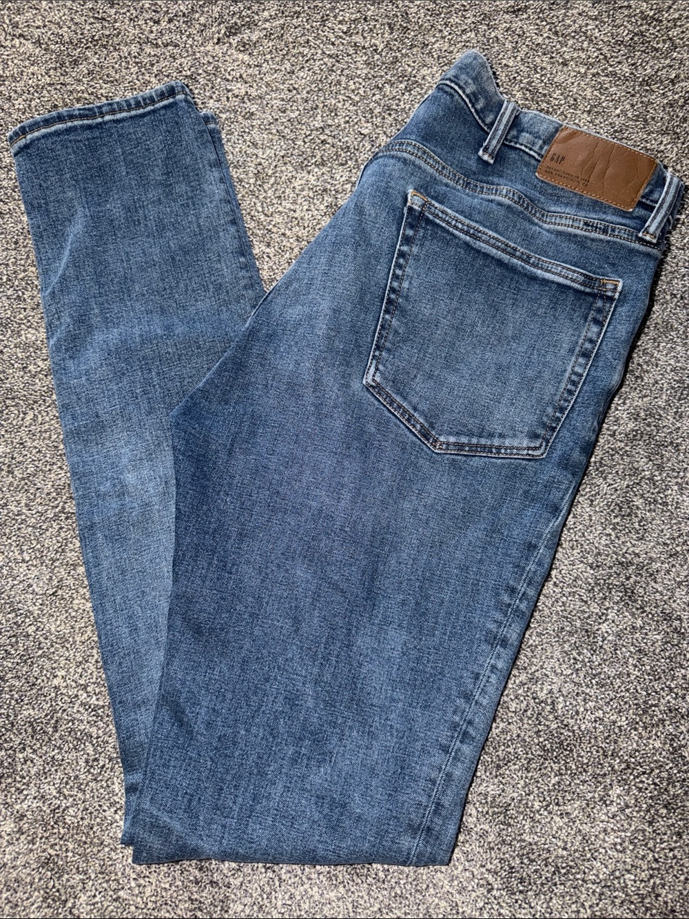 GAP Men’s Skinny Jeans - Medium Blue 36x36 TALL